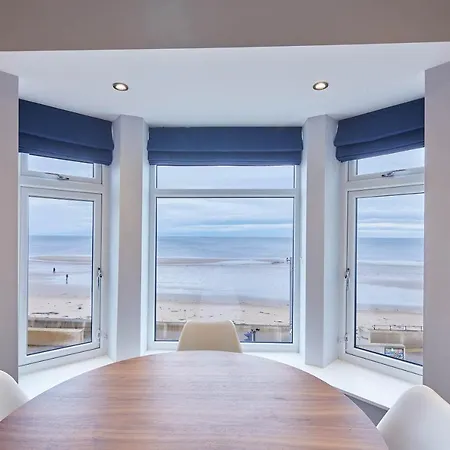 Host & - Bellevue Apartament Redcar