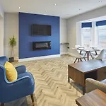 Host & - Bellevue דירה רדקאר
